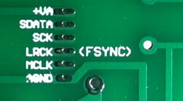 圖片為電路枝底面新增的I2S預留孔,一般使用于用理會,但喜歡動手的人有機會可以這個介面連接到其它的DAC解碼器.